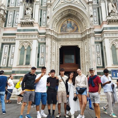 Discovering Florence through Technology: A Smart Journey for the Future Ready Group